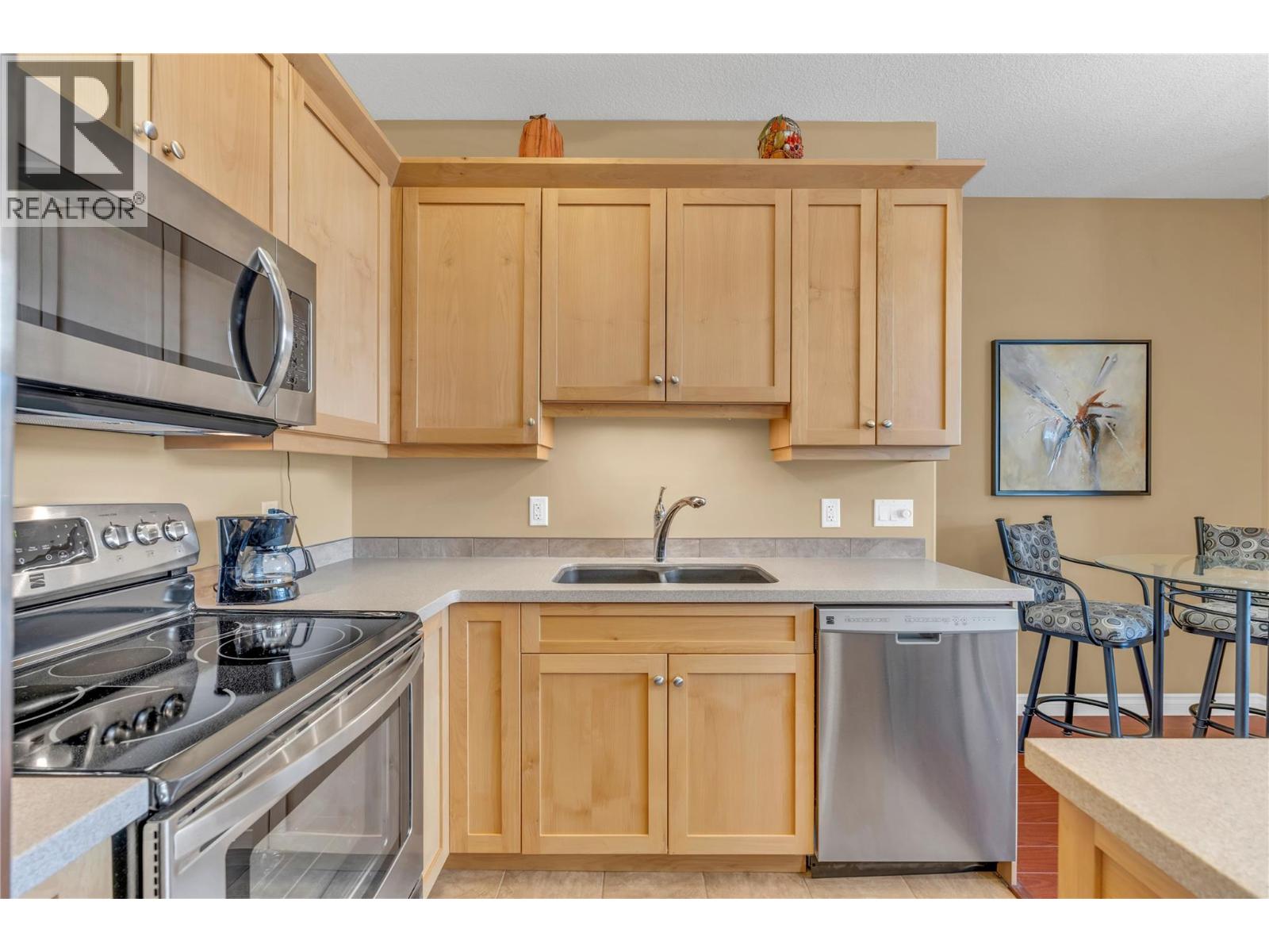 3313 Wilson Street Unit# 406