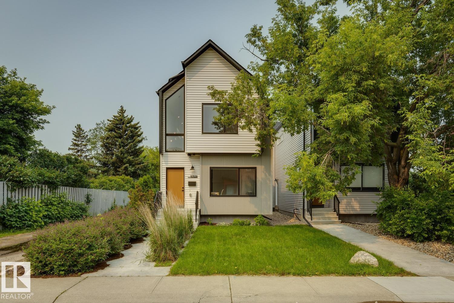 10526 157 ST NW