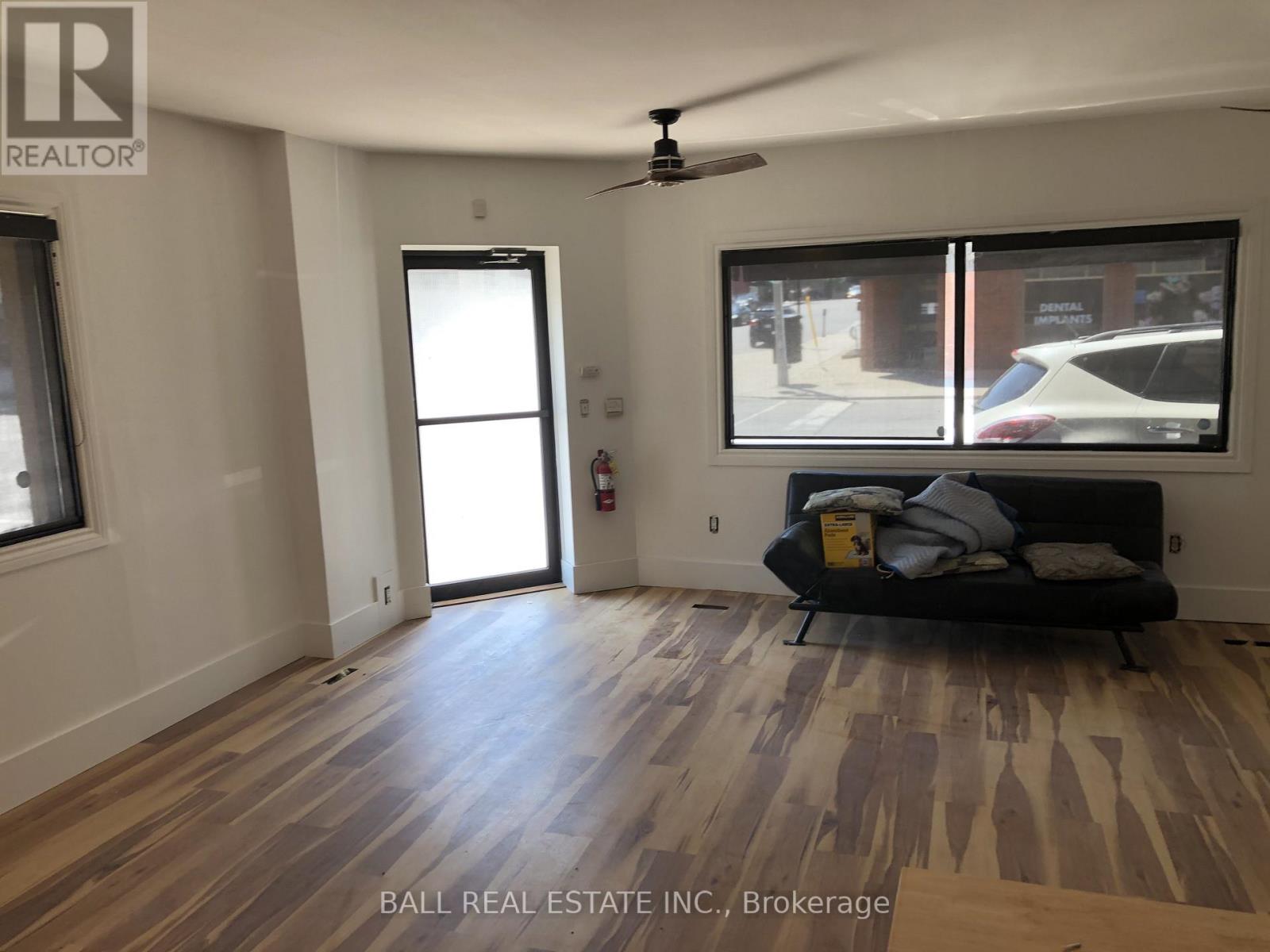 222 WELLINGTON STREET