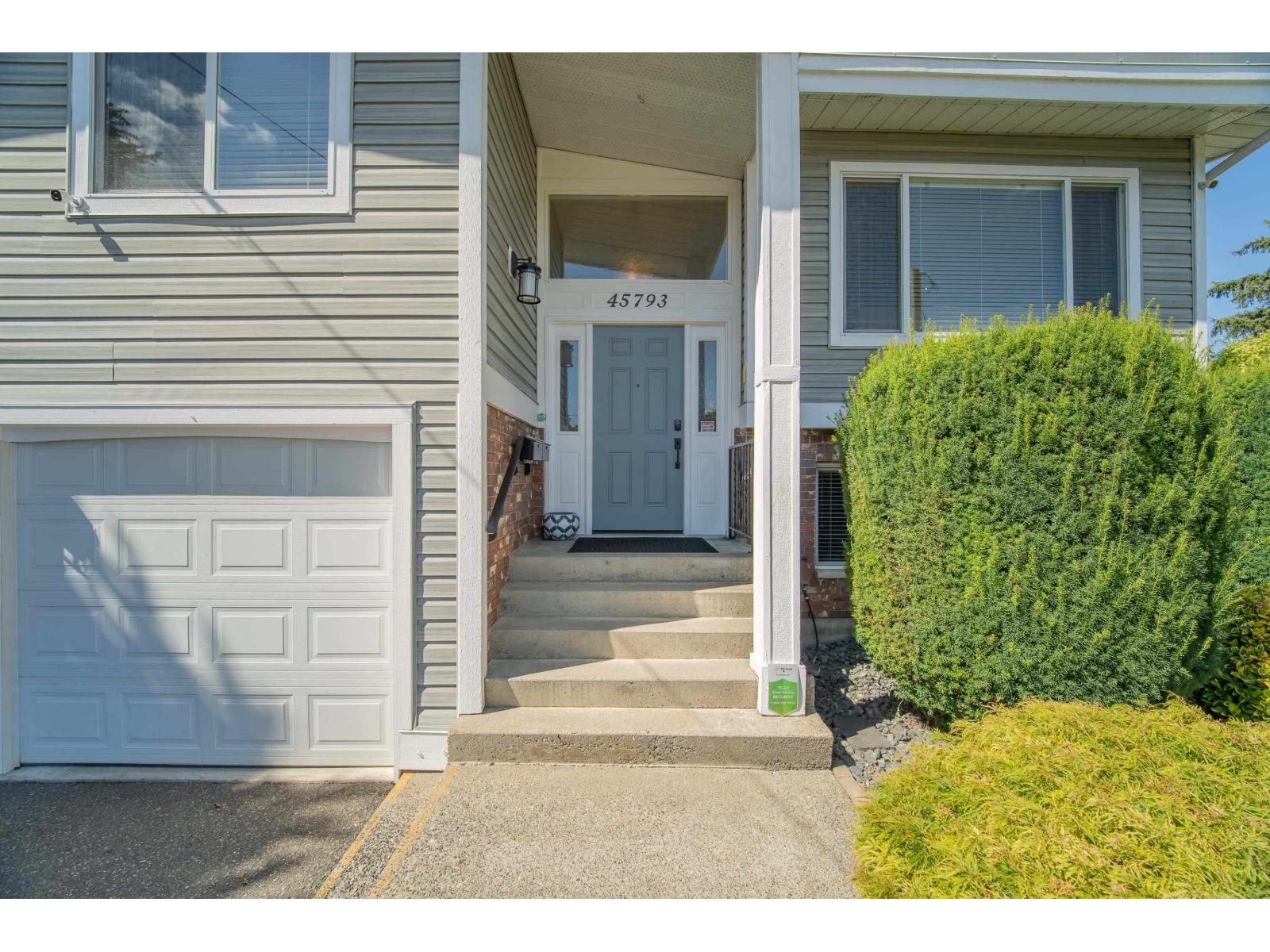 45793 LEWIS AVENUE|Chilliwack Proper West