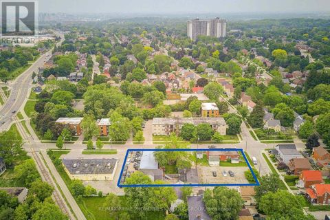 155 AHRENS STREET W Kitchener ON N2H4C6