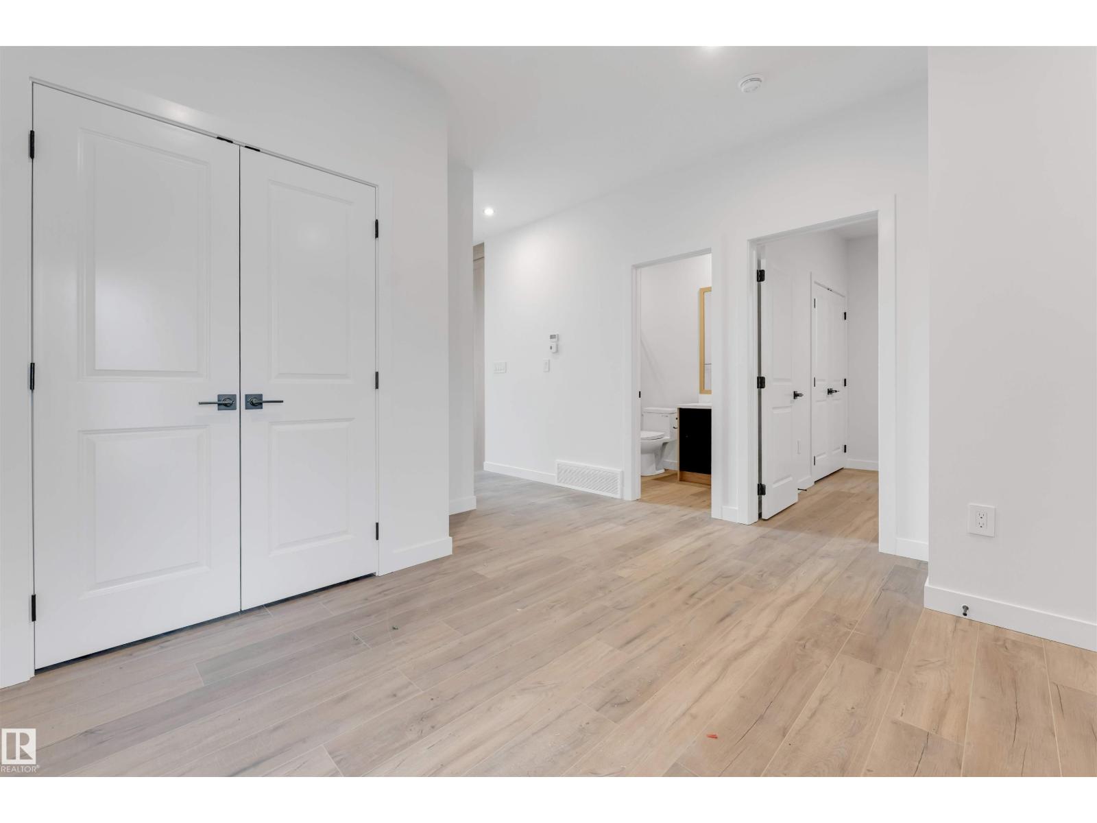 20 MEADOWGROVE LD