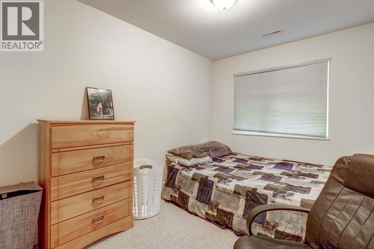 14 1108 RIVERSIDE CLOSE