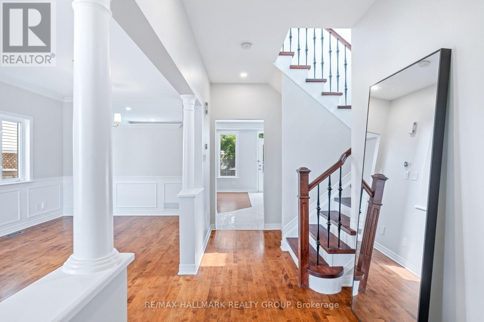 41 SMOKETREE CRESCENT