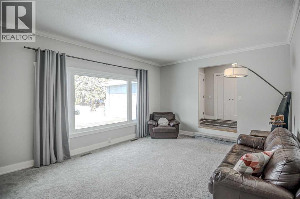 311 Canterbury Place SW