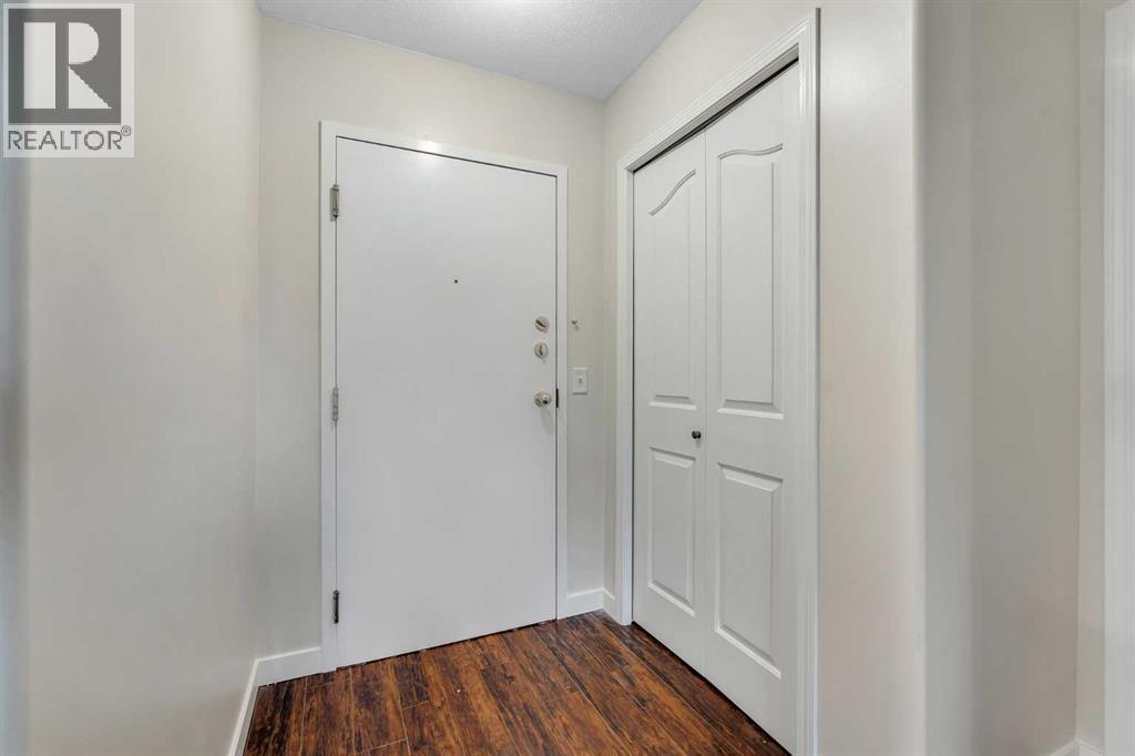 307, 1307 Valleyview Park SE