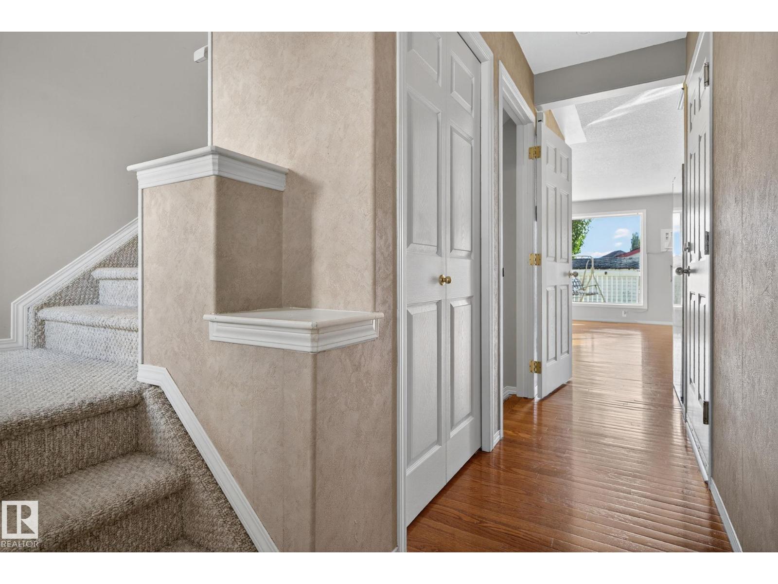 16013 90 ST NW
