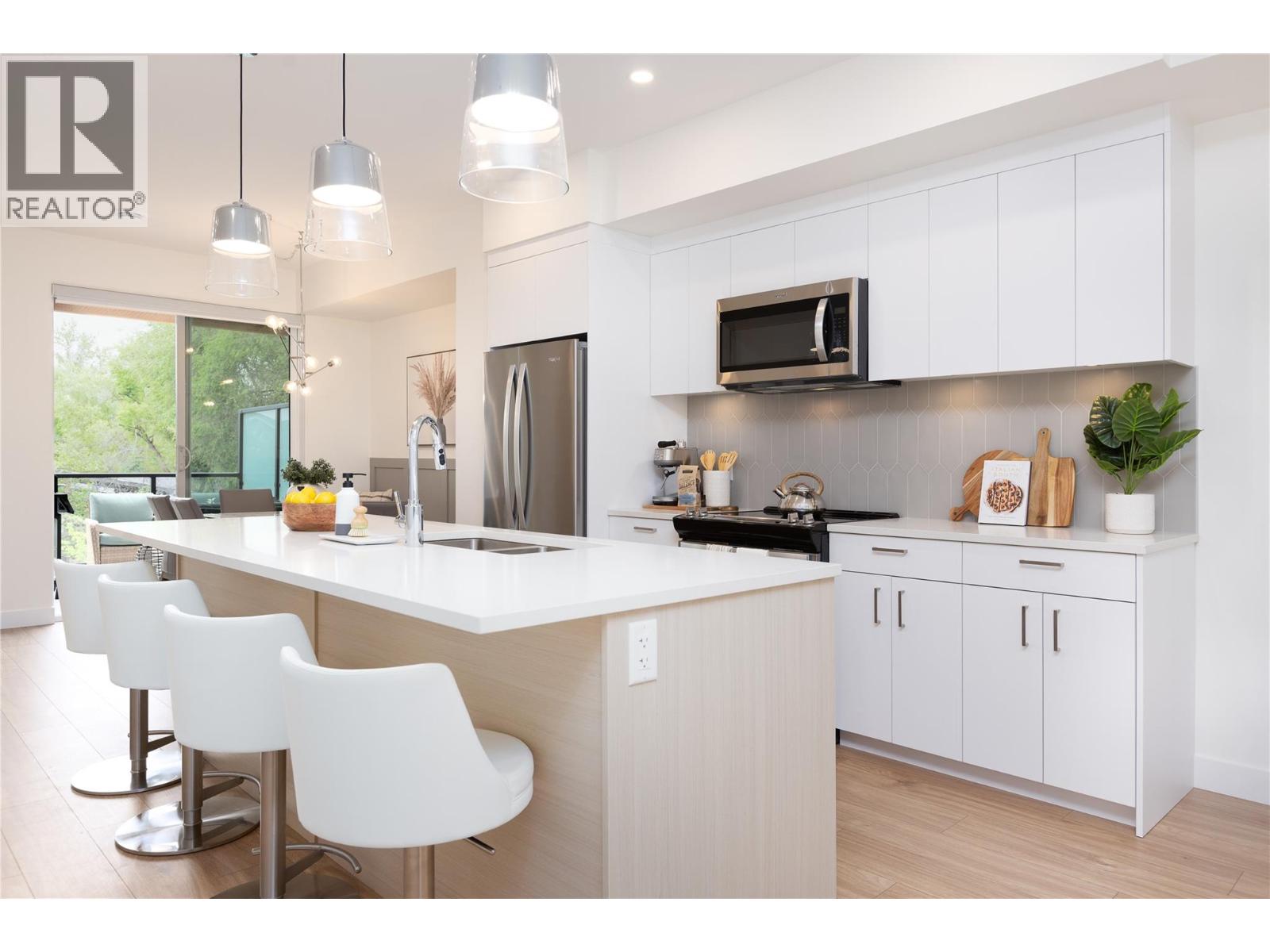 1225 FINDLAY Road Unit# 12