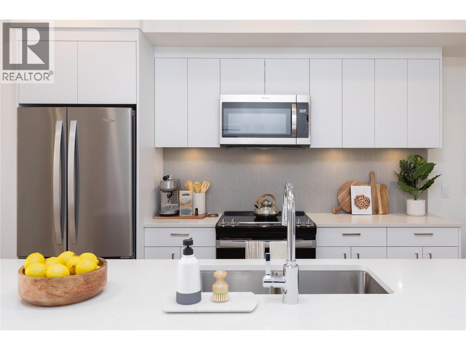 1225 FINDLAY Road Unit# 12