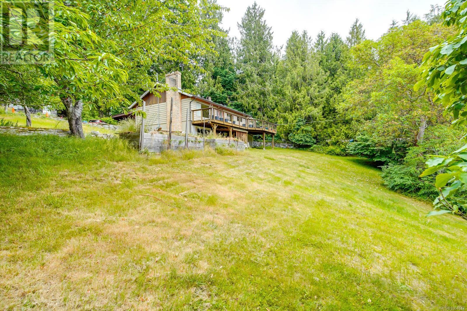 9712 Stirling Arm Cres