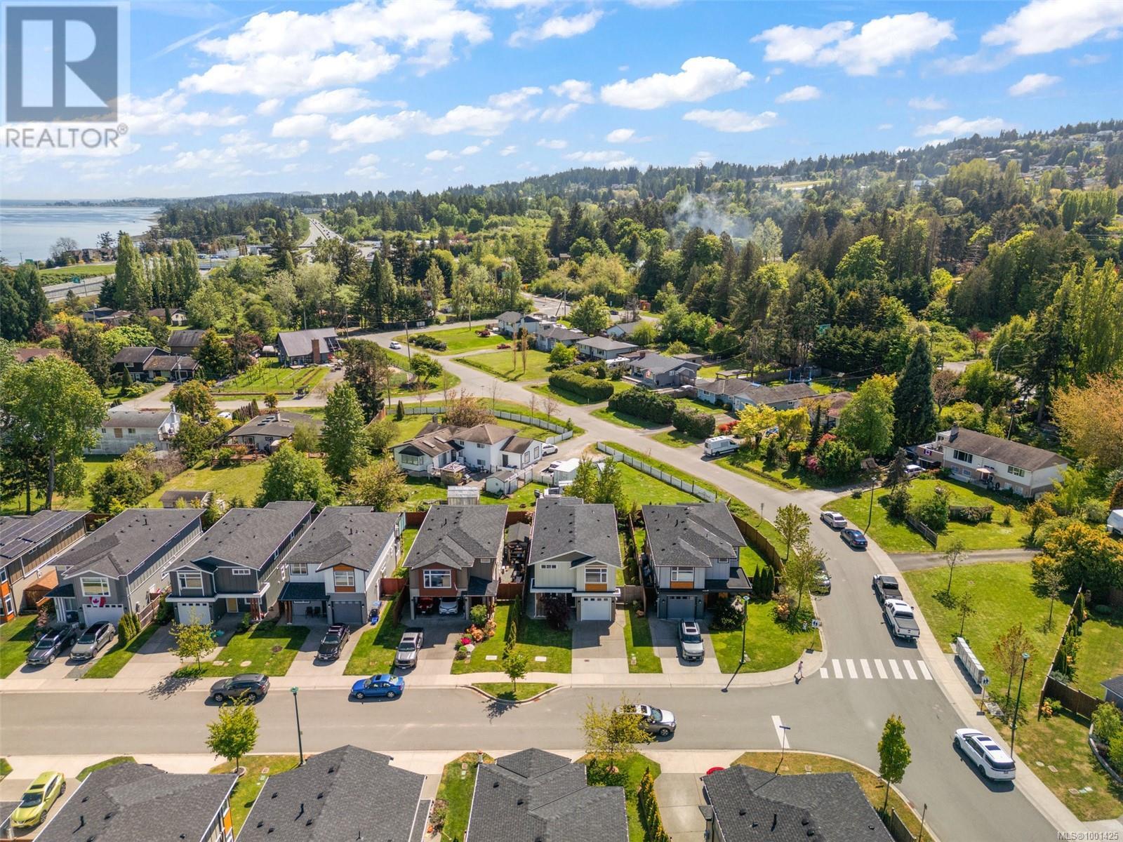 2313 Deerbrush Cres