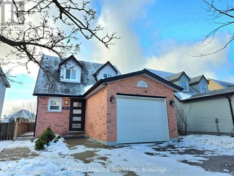 662 ELGIN STREET N Cambridge ON N1R7W5