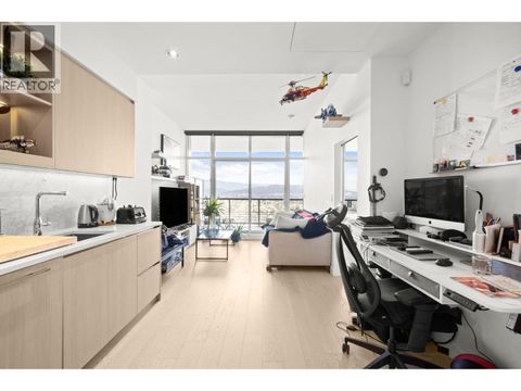 4406 4720 LOUGHEED HIGHWAY Burnaby BC V5C0M8