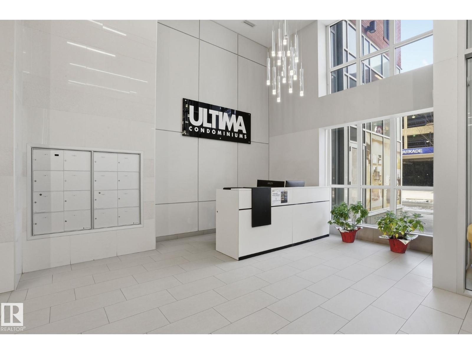 #1307 10238 103 ST NW