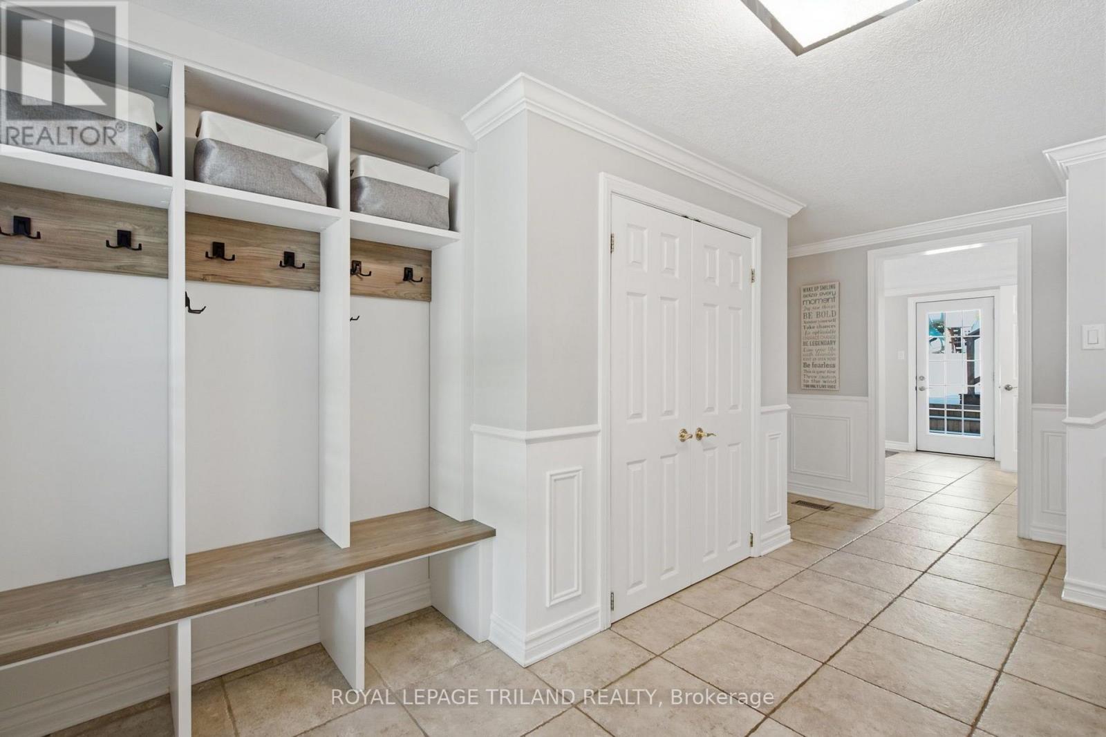 5 QUEEN MARY CRESCENT
