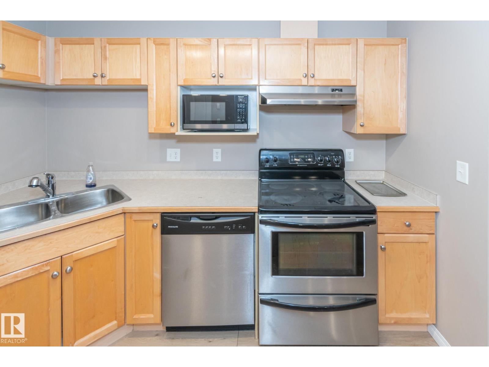 #119 245 EDWARDS DR SW
