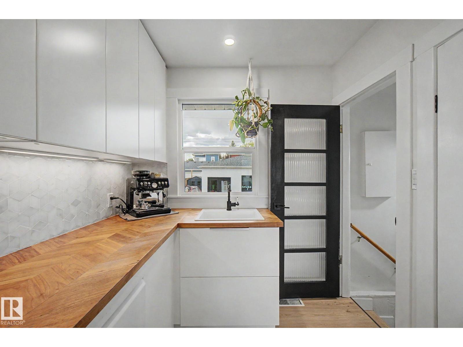 15771 106A AV NW