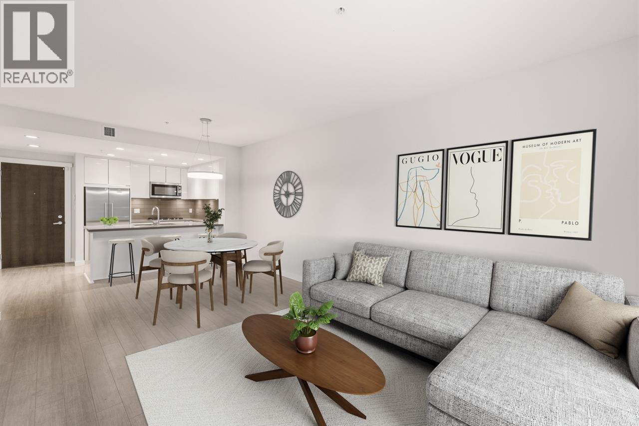 118 255 W 1ST STREET