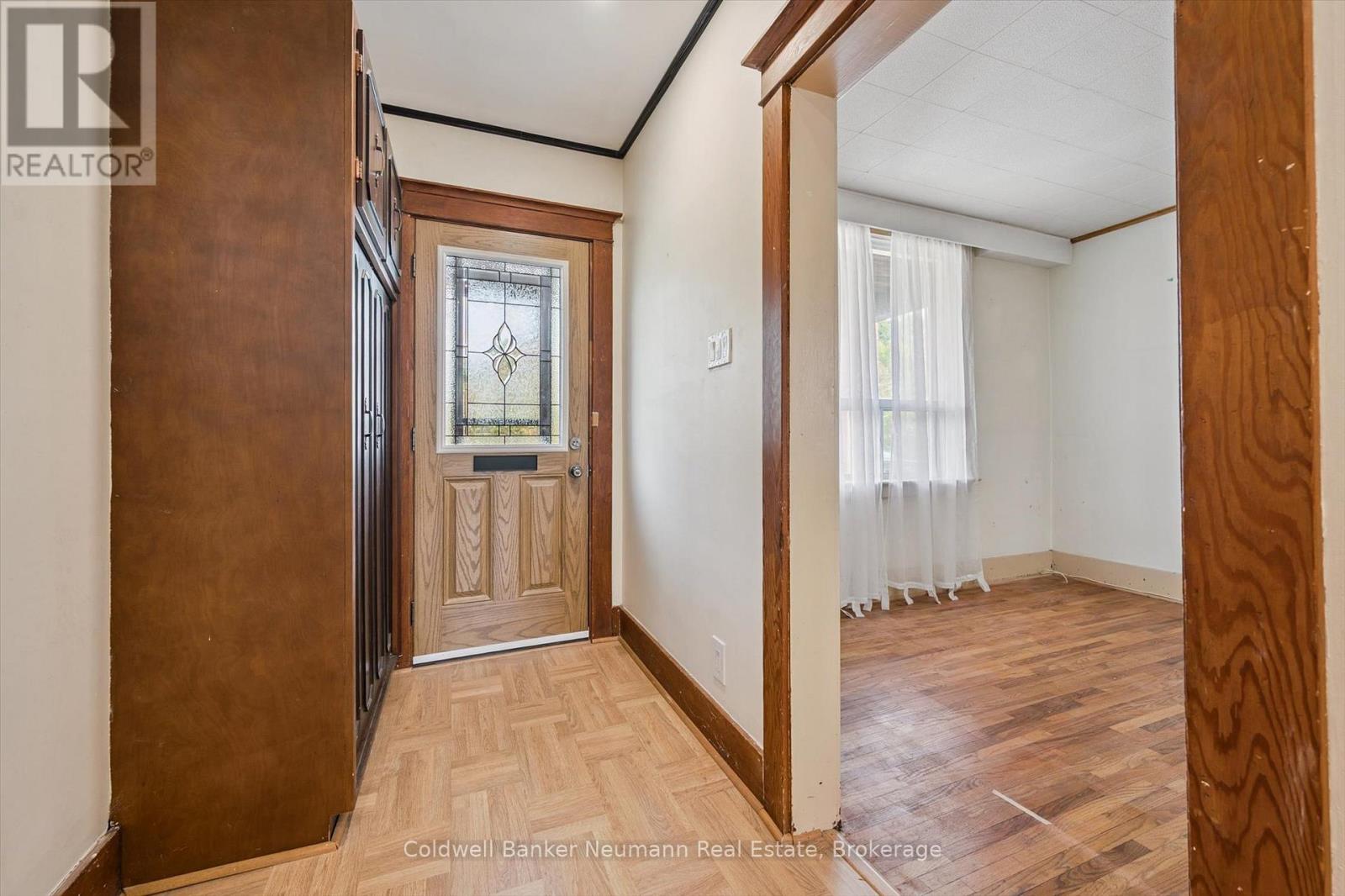 336 PAISLEY ROAD