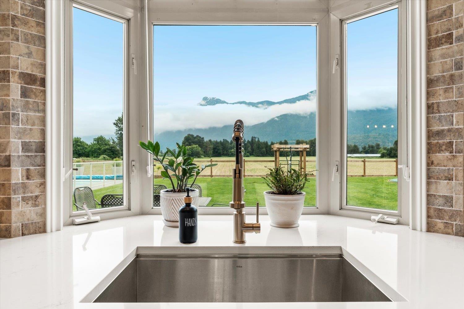 9808 CHAPMAN ROAD|Rosedale