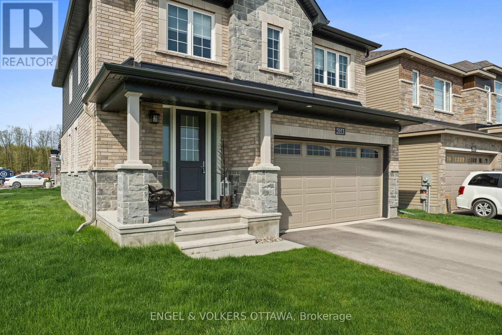 2053 WANDERER AVENUE