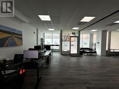 128 2 Avenue SE Calgary AB T2G5J5