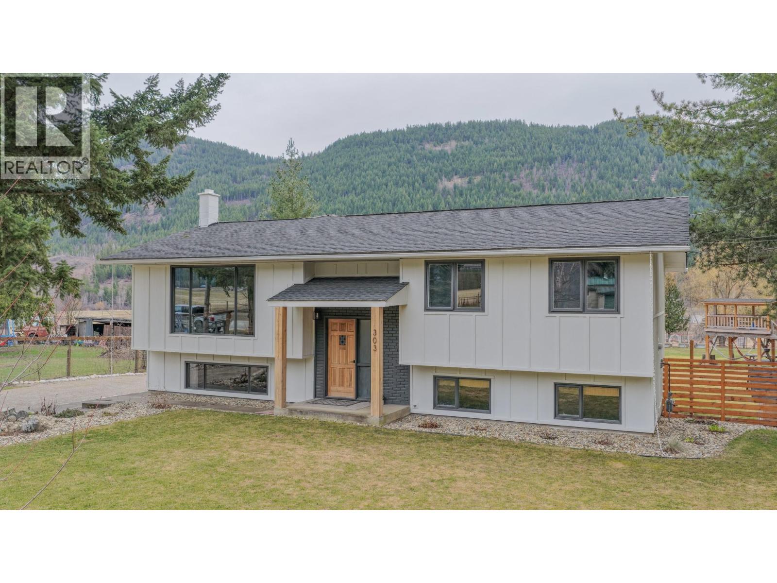 303 Lumby Mabel Lake Road