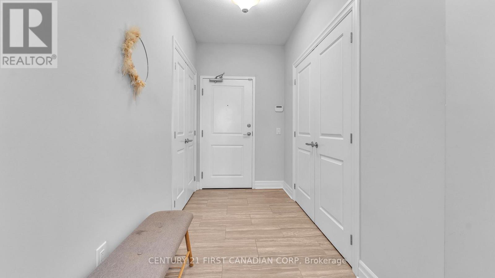118 - 1200 COMMISSIONERS ROAD W