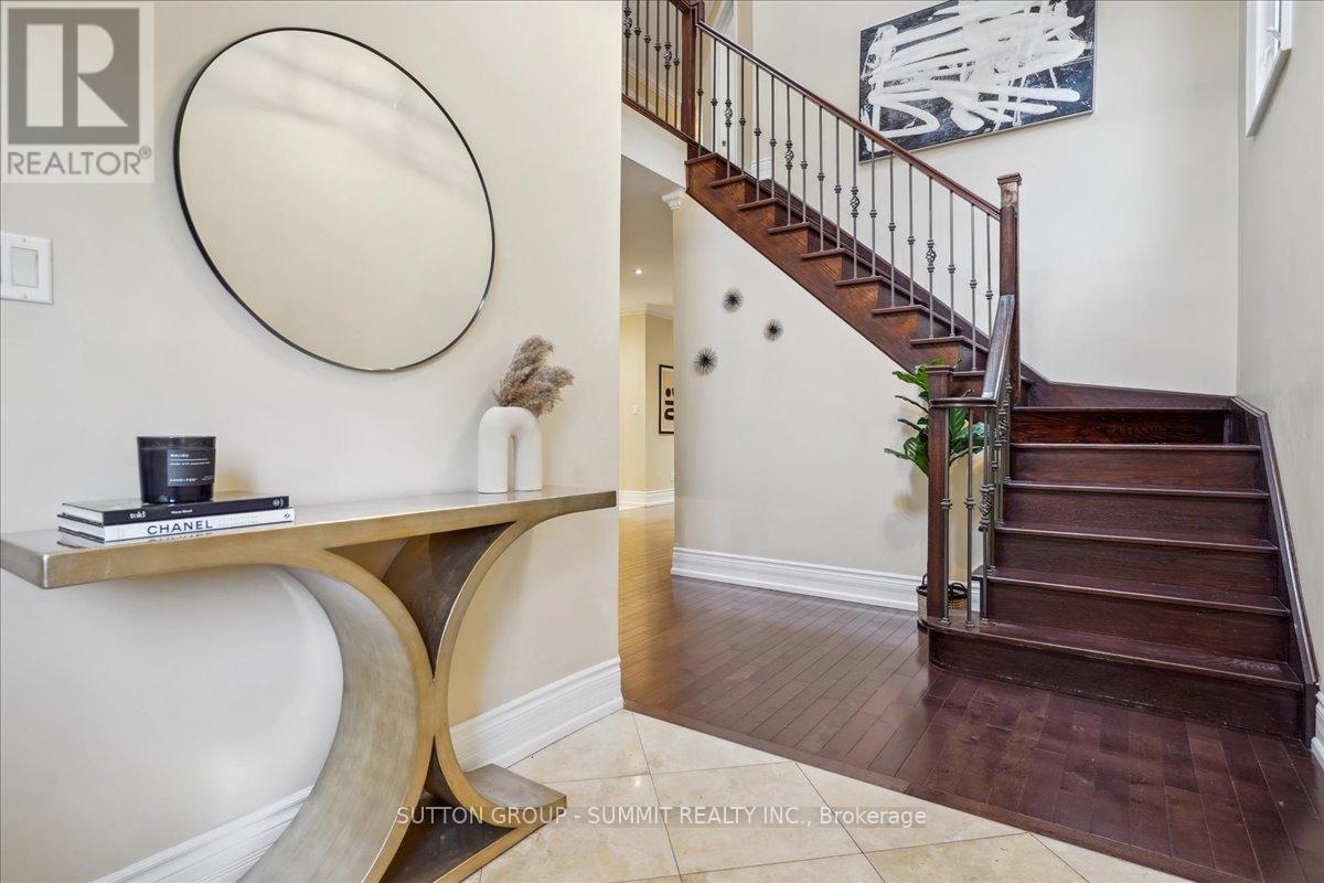 137 EAGLEWOOD BOULEVARD