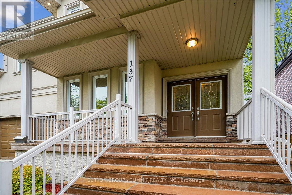 137 EAGLEWOOD BOULEVARD