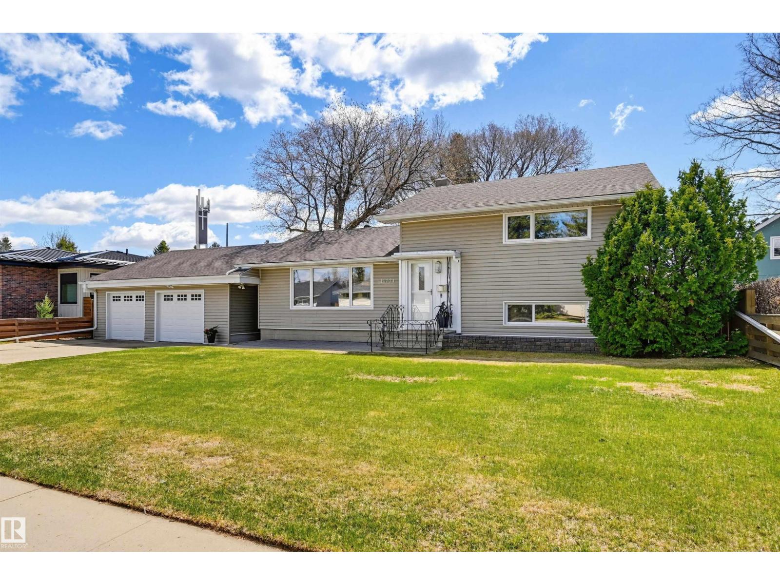 14521 85 AV NW