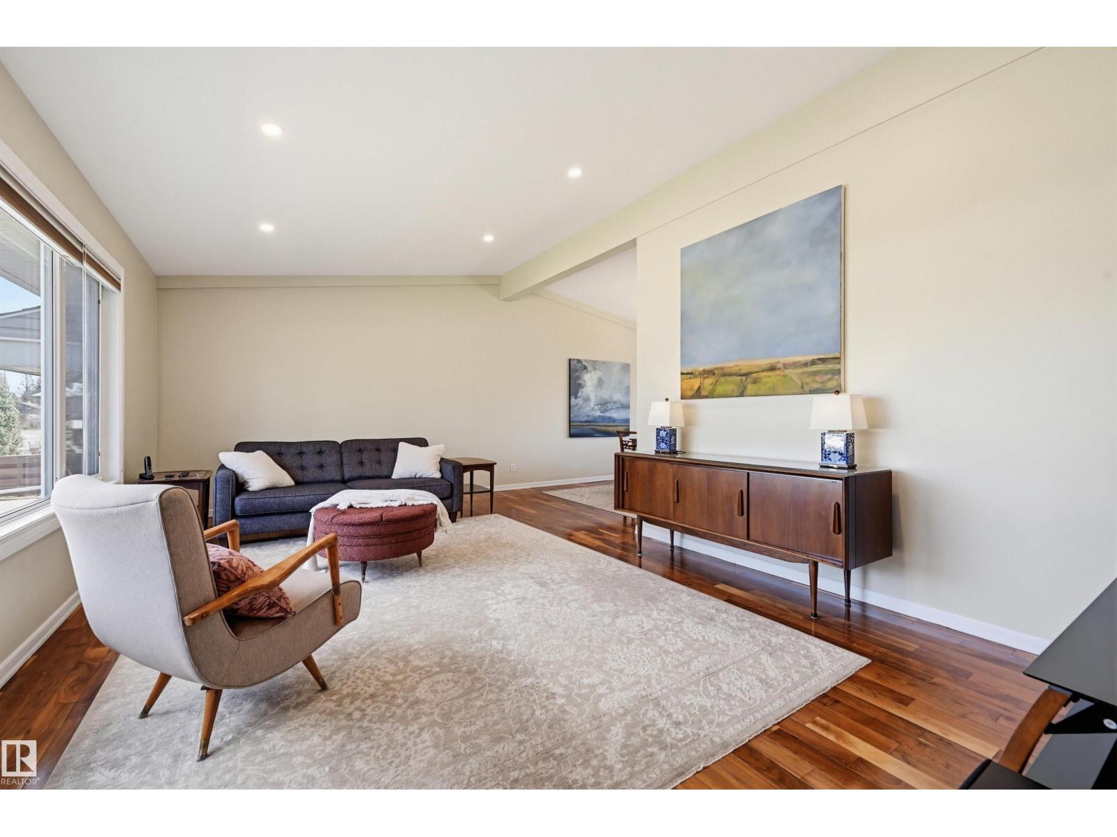 14521 85 AV NW
