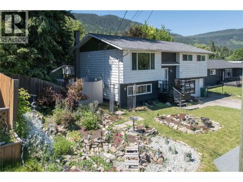 2284 Park Avenue Lumby BC V0E2G0