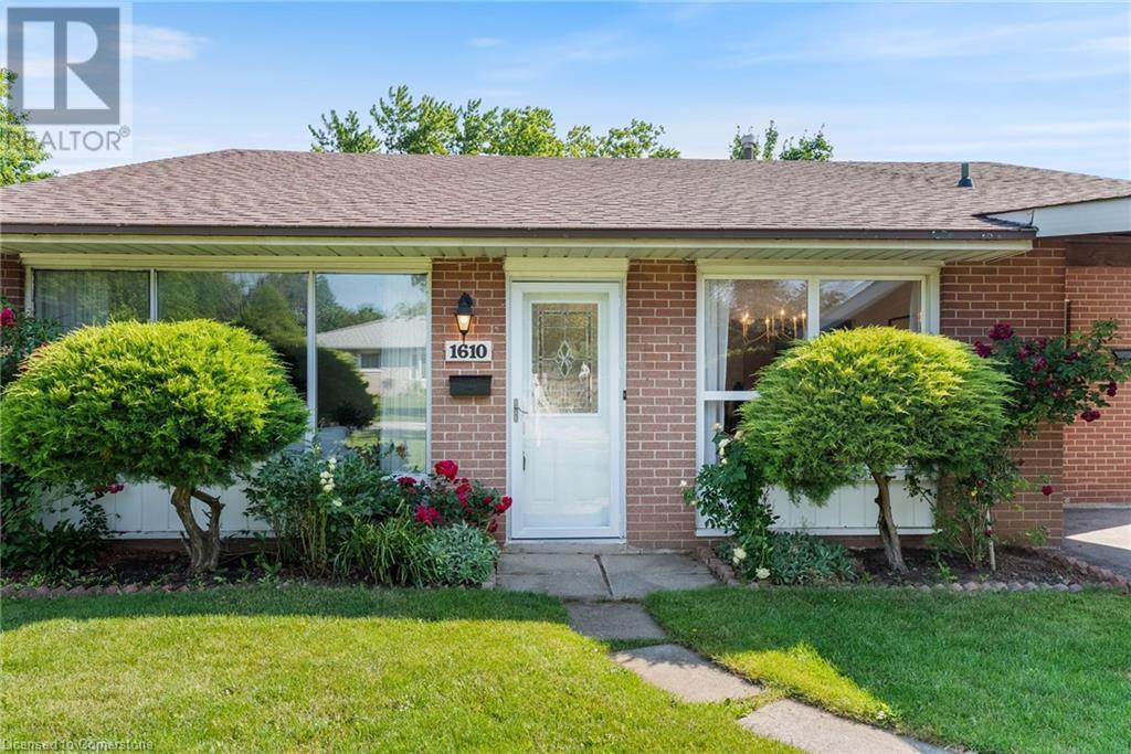 1610 HOBBS Crescent
