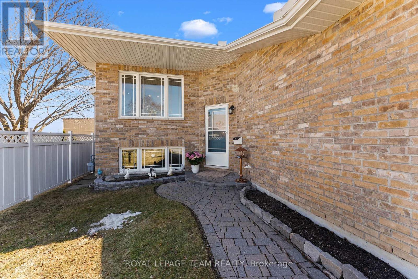 88 THOMAS STREET S