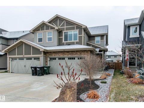 223 ABERDEEN CR Sherwood Park AB T8H0Z1