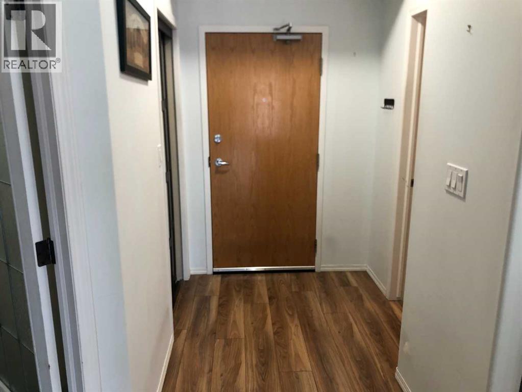 474, 2020 32 Street S