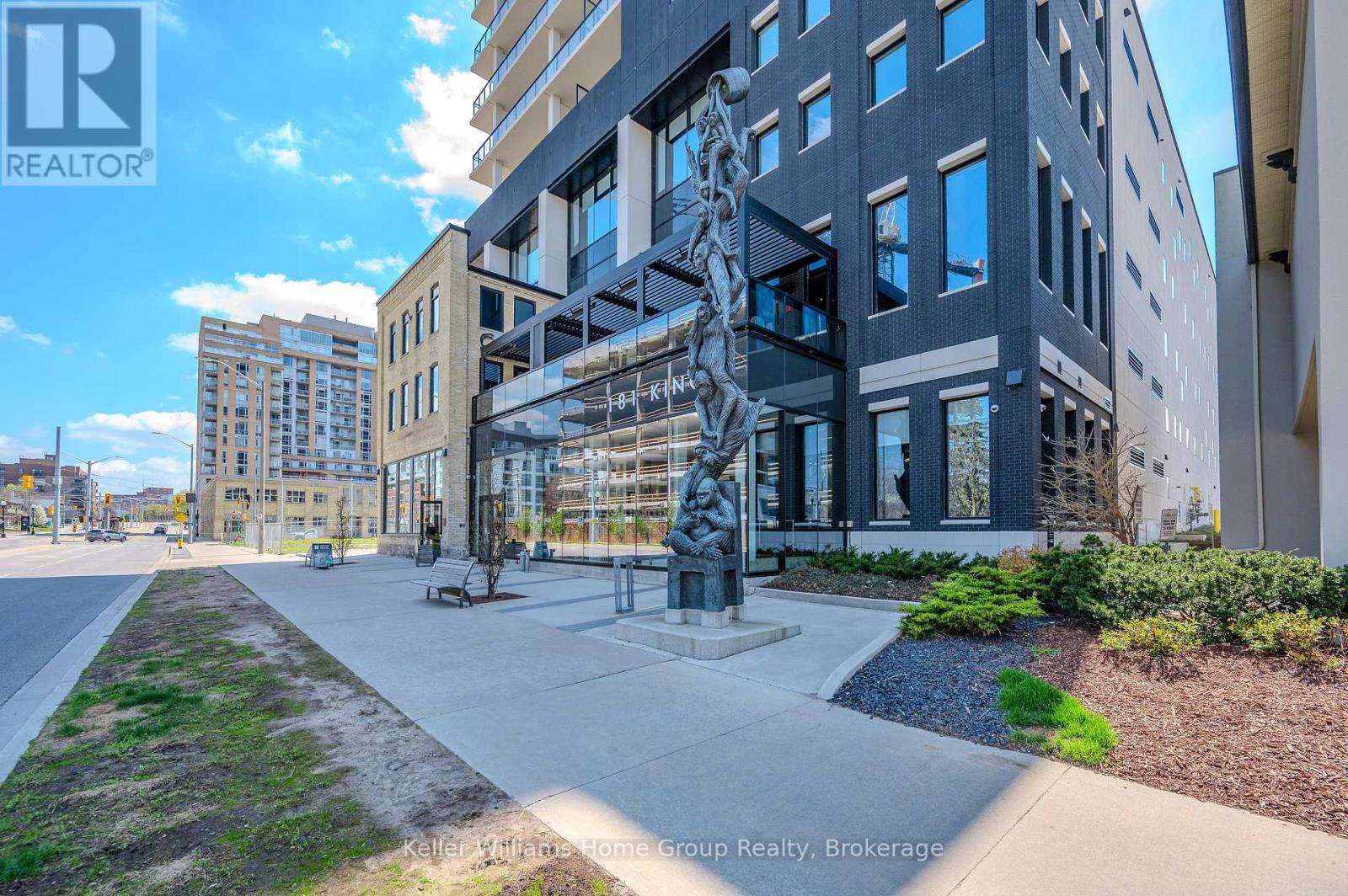 1105 - 181 KING STREET S