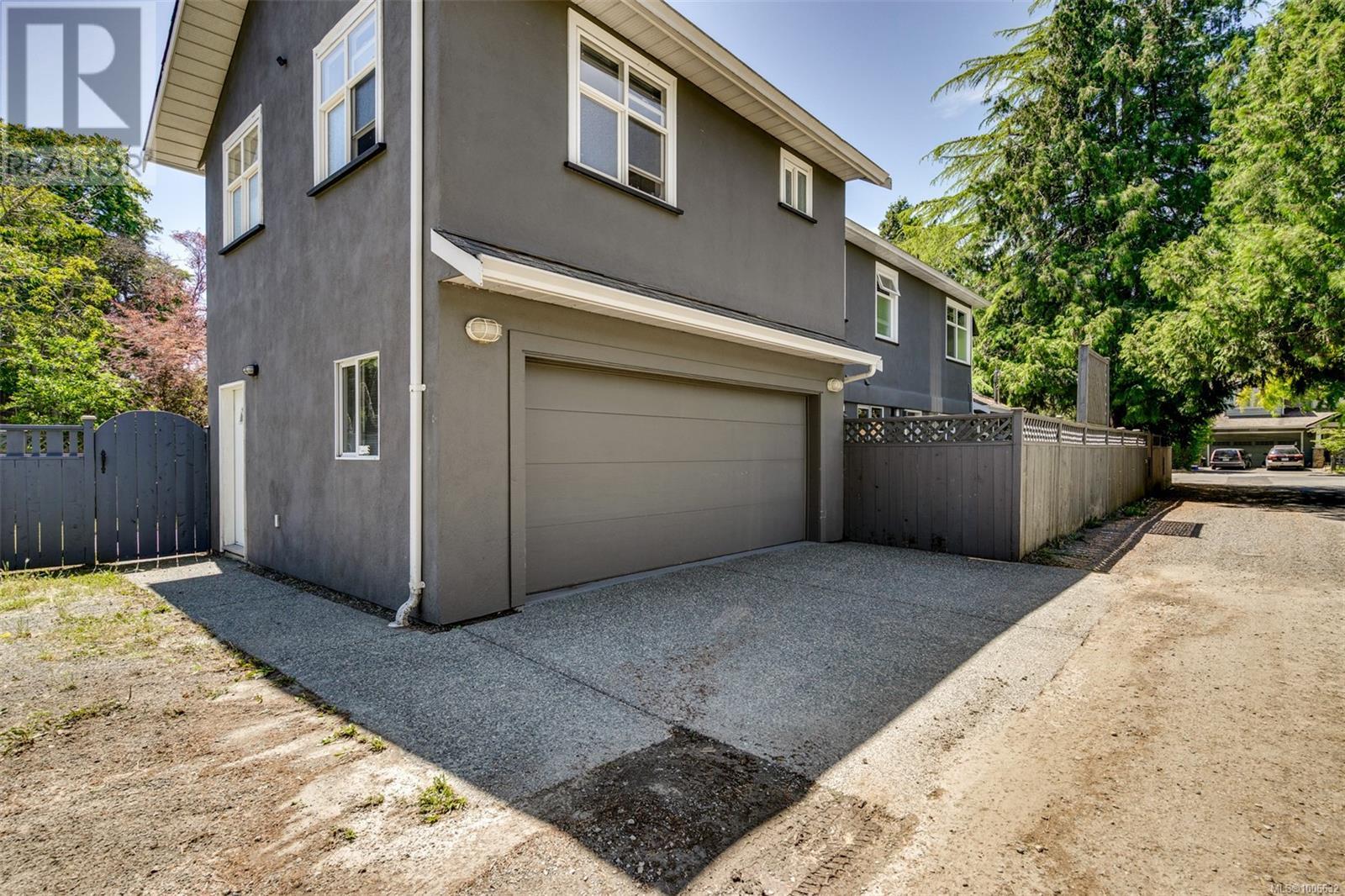 2183 Foul Bay Rd