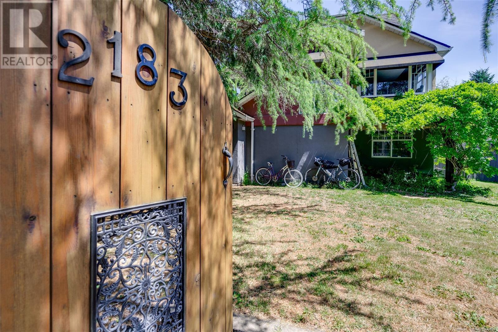 2183 Foul Bay Rd