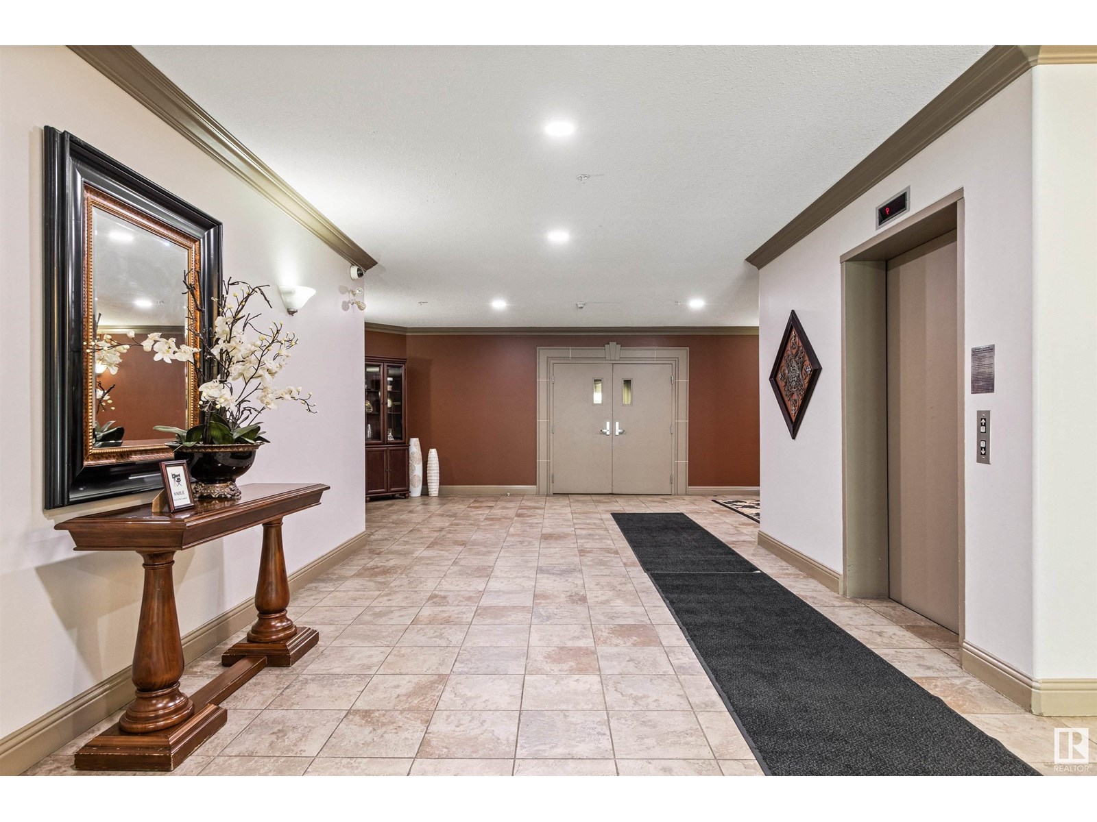 #131 1406 HODGSON WY NW