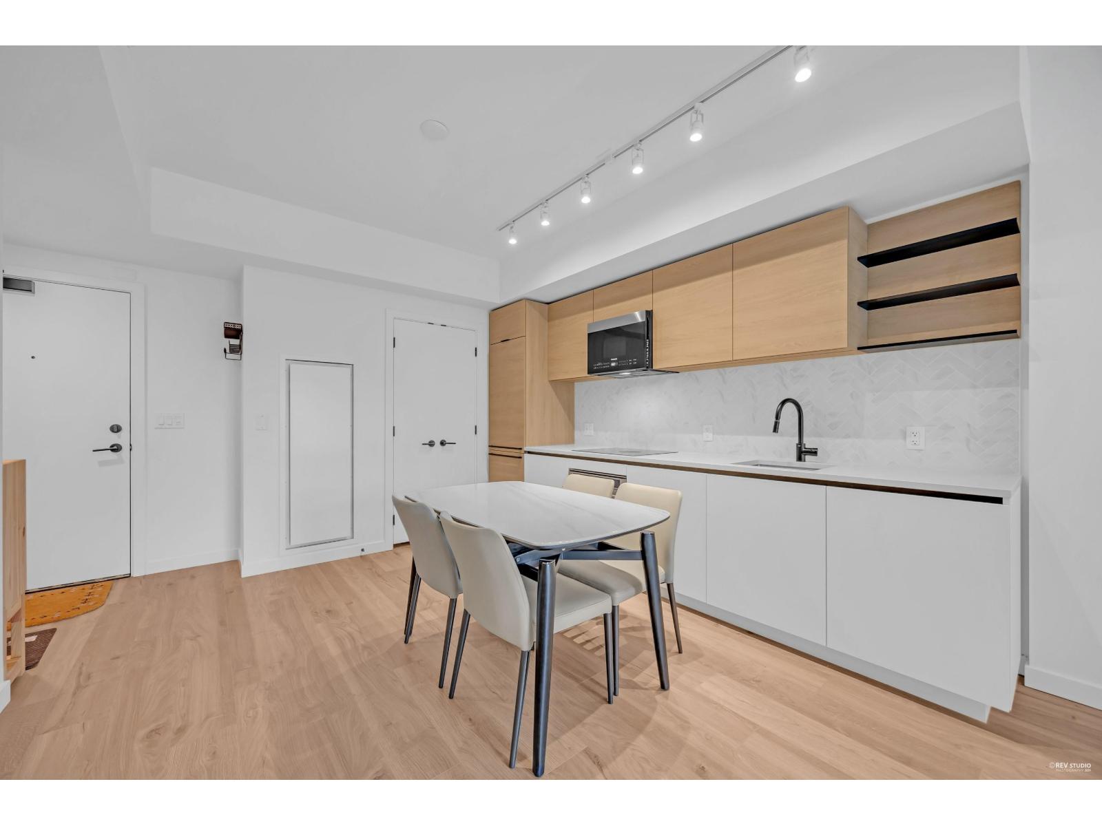 302 10448 UNIVERSITY DRIVE