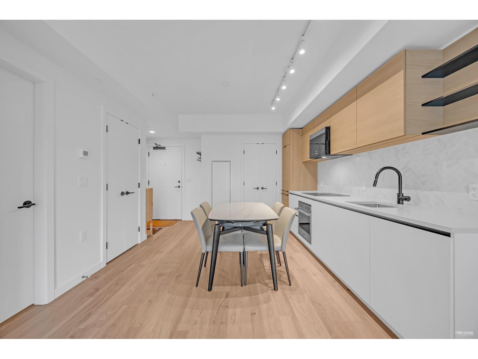 302 10448 UNIVERSITY DRIVE