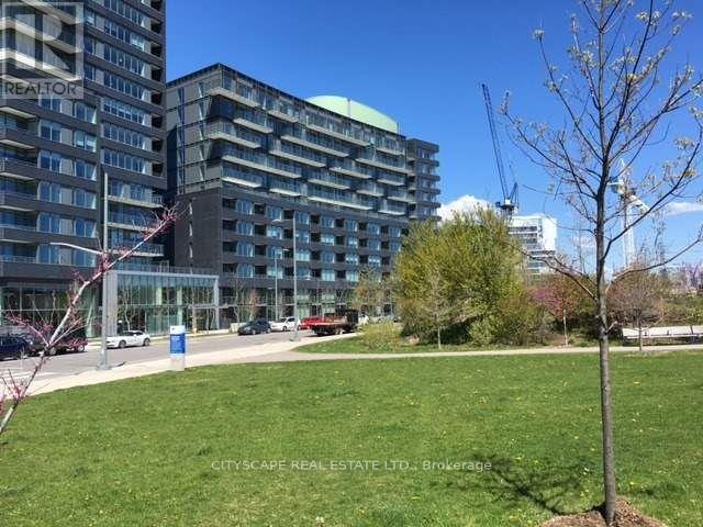 N218 - 120 BAYVIEW AVENUE