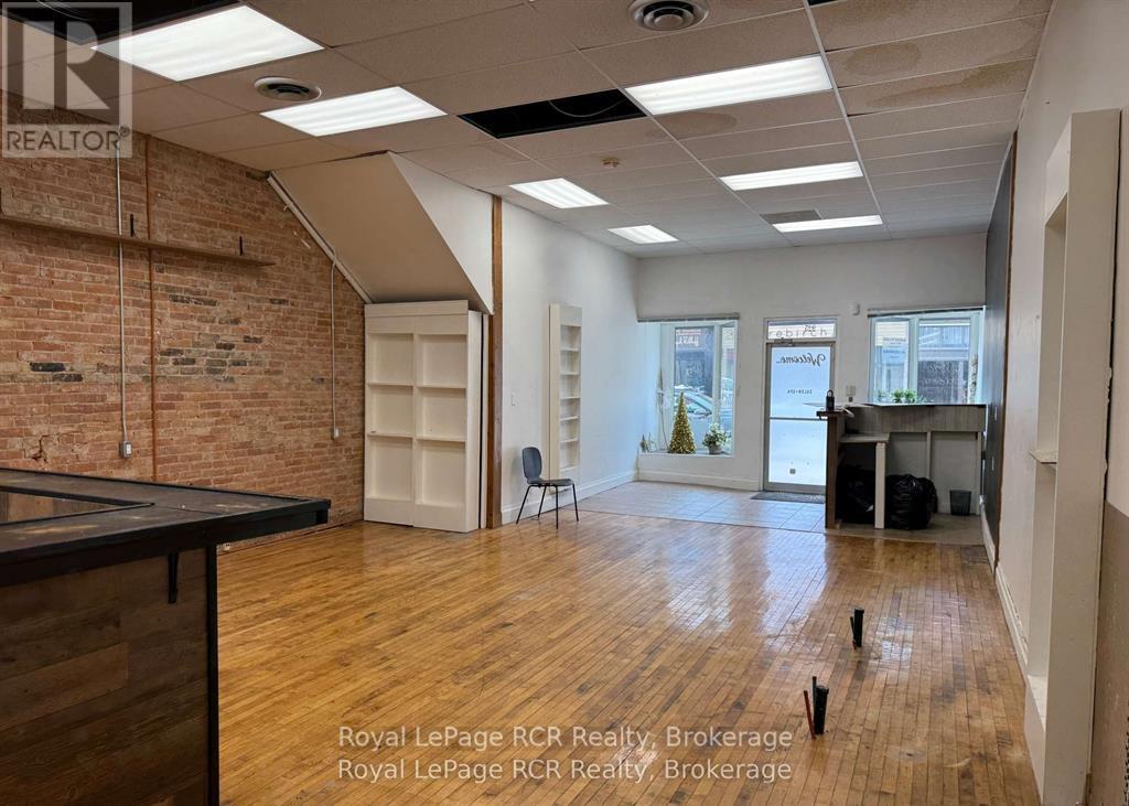 925 & 927 2ND AVENUE E