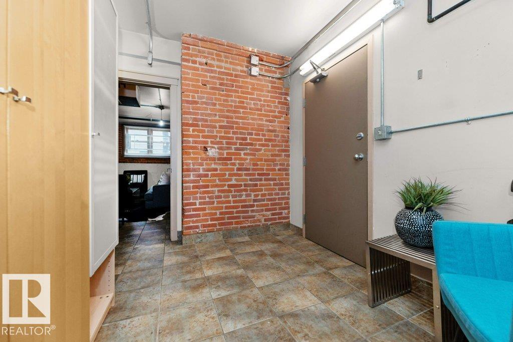 #002 10249 104 ST NW