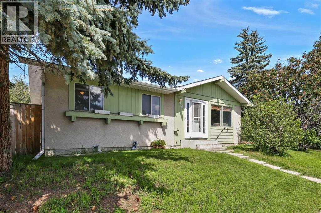 63 Olympia Crescent SE