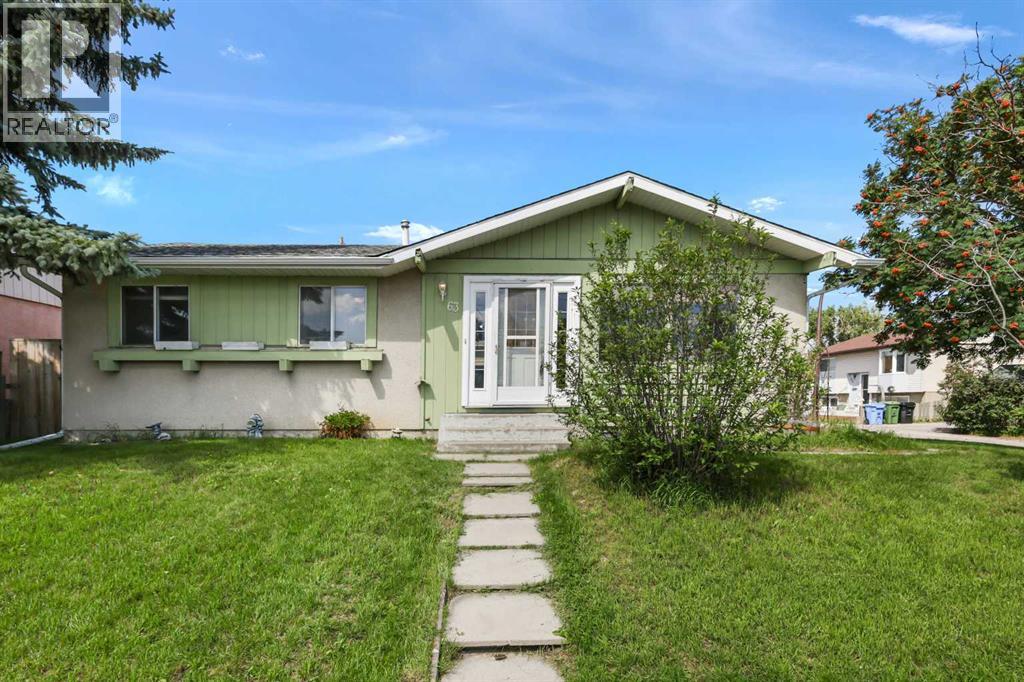 63 Olympia Crescent SE