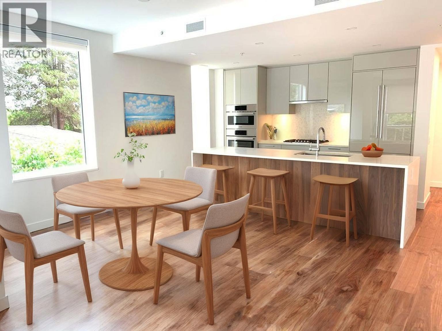 204 5058 CAMBIE STREET