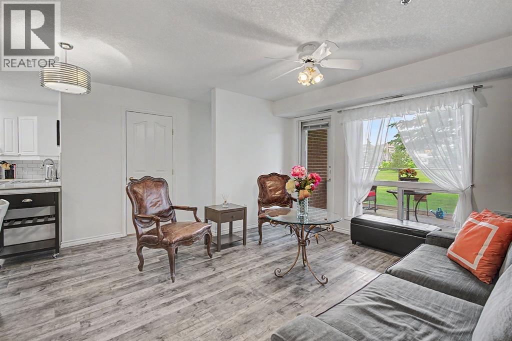 1114, 1818 Simcoe Boulevard SW